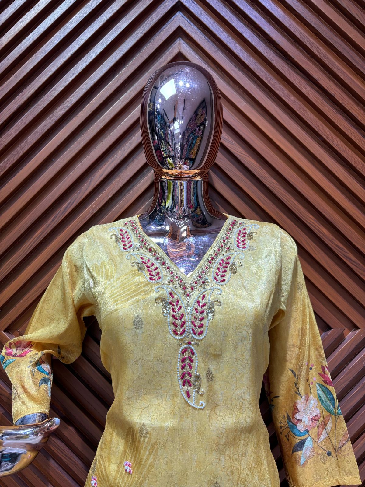 Kurti Set