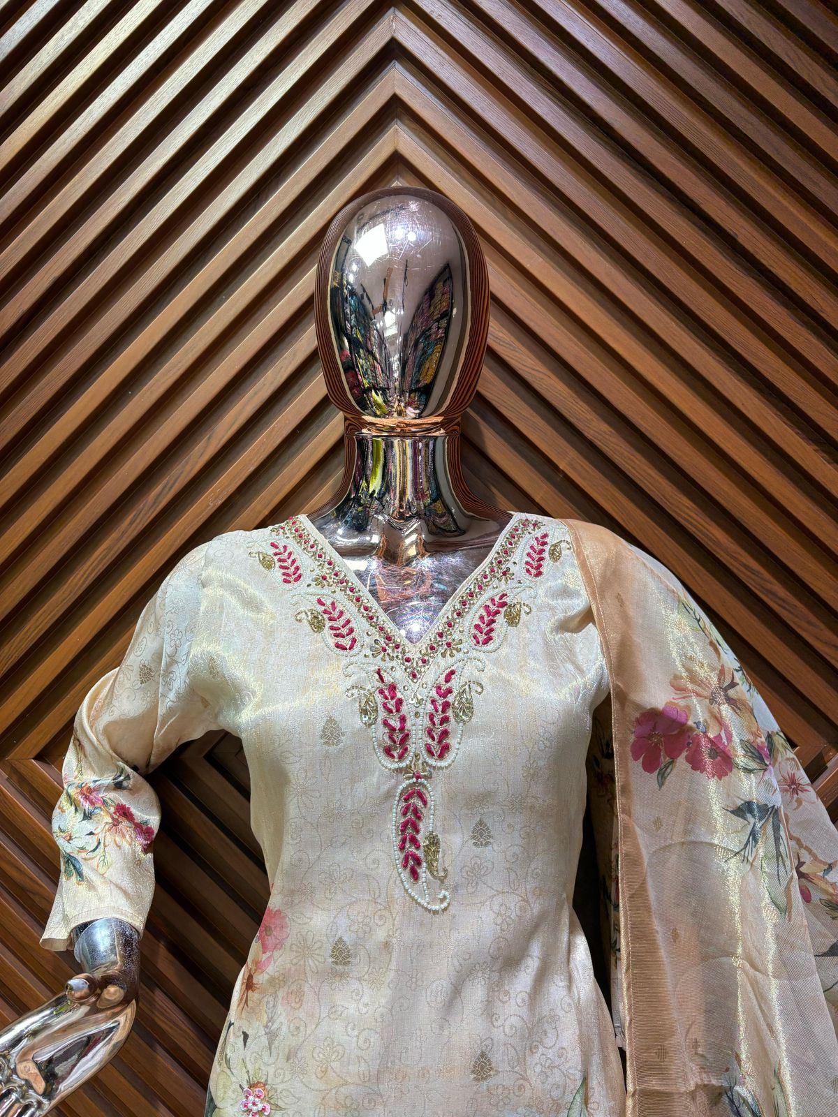 Kurti Set